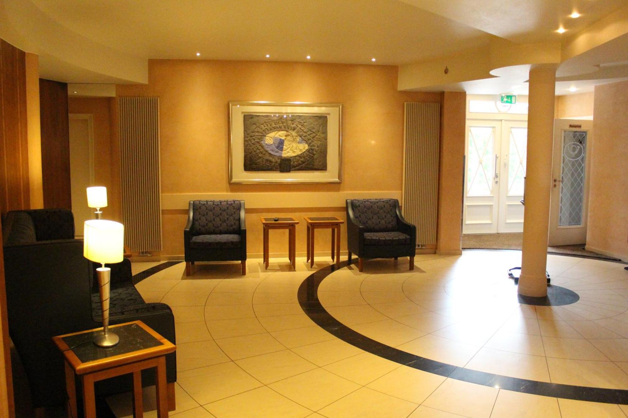 Hotel Zur Post Neubruchhausen ภายนอก รูปภาพ