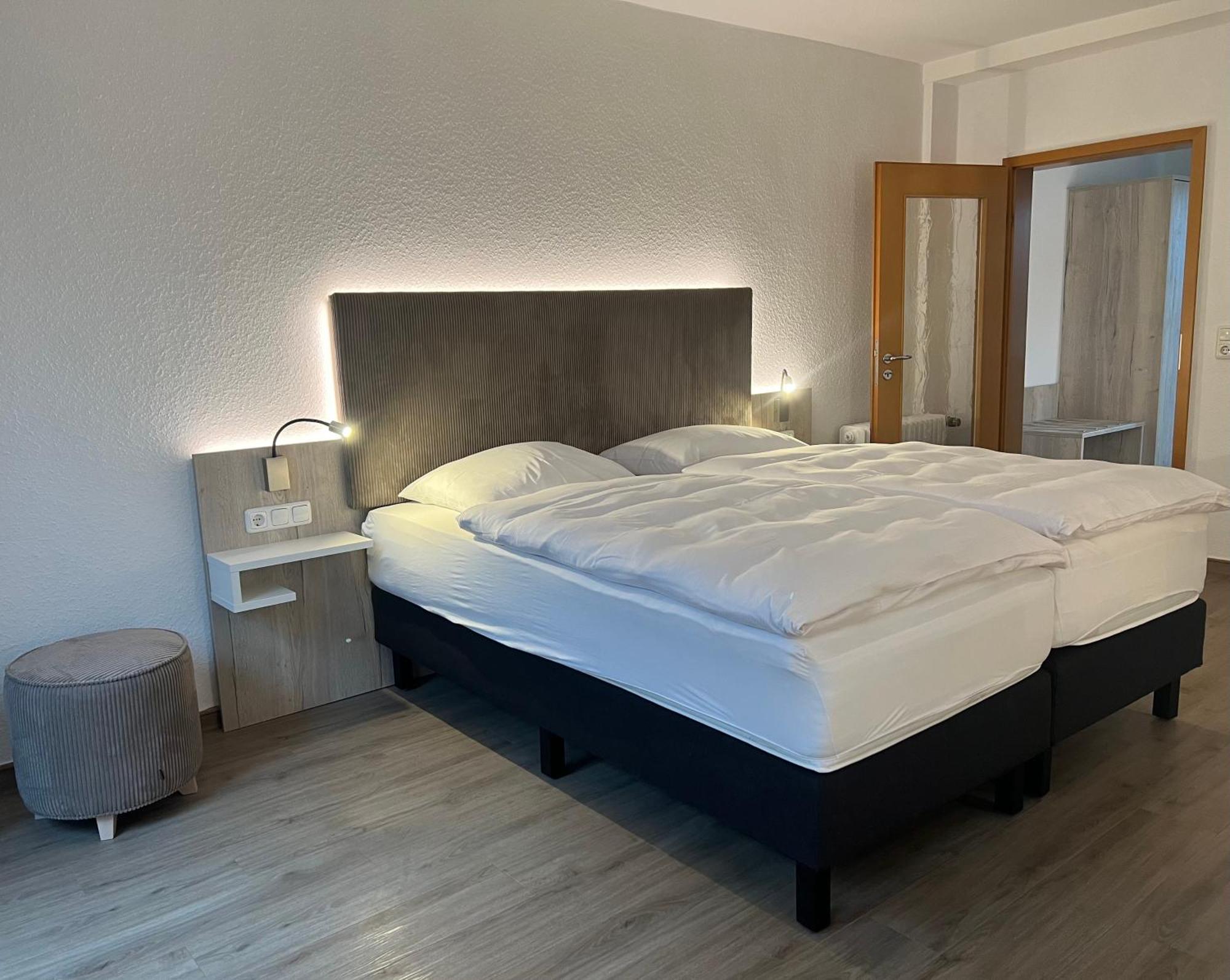 Hotel Zur Post Neubruchhausen ภายนอก รูปภาพ