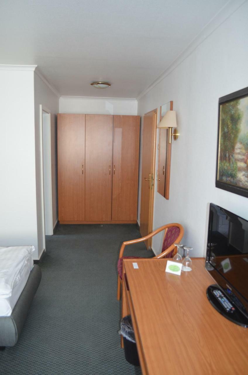 Hotel Zur Post Neubruchhausen ภายนอก รูปภาพ