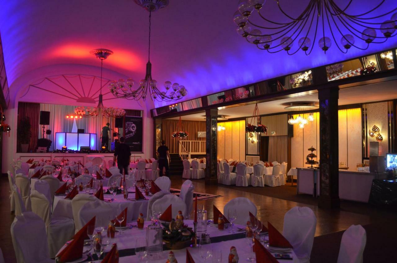 Hotel Zur Post Neubruchhausen ภายนอก รูปภาพ